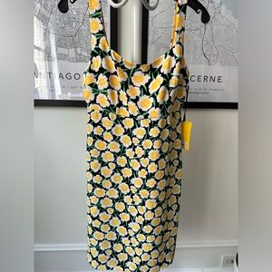🌻 Diane von Furstenberg x Target 🌻 90's Shift Mini Dress in Yellow Poppy